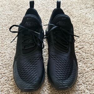 EUC Nike Air Max 270. Men’s 14